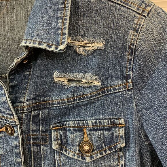 St. John’s Bay size small/medium refurbished denim jacket - Picture 4 of 8